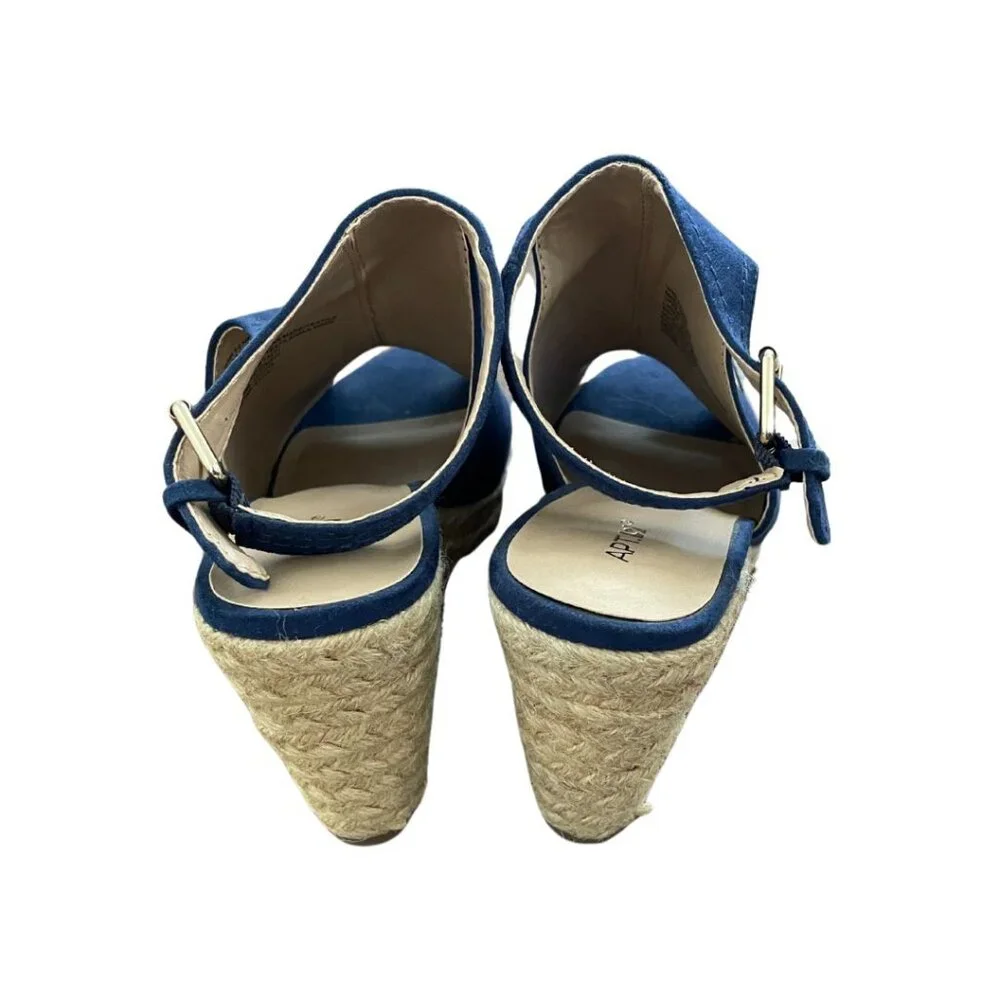 NEW APT 9 Faux Suede Blue Peep Toe Ankle Strap Wedge Sandal Women's Size 8.5